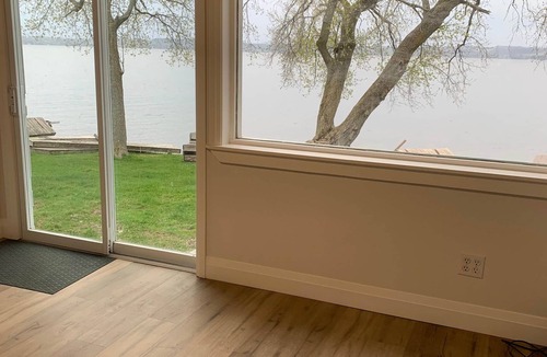 Hamilton Township House | #9 Cottage - Austria (Lakefront)