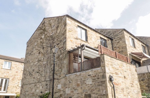 Skipton Cottage | 9 Navigation Square
