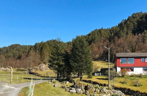 Vinnes House | 9 person holiday home in Reksteren