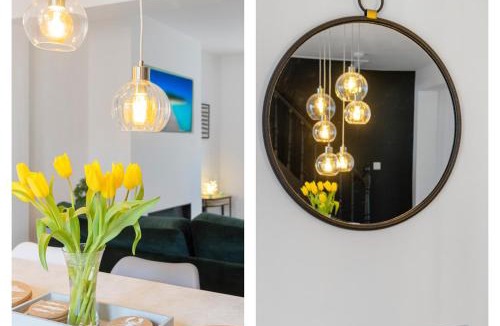 Sidmouth House | 9 Riverside