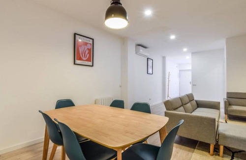 Usera Apartment | 90 m² Apartment ∙ 1 bedroom ∙ 6 guests