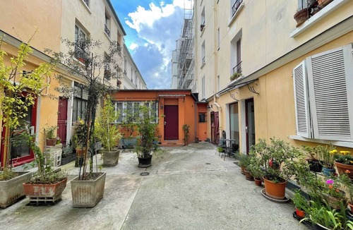 Quartier Saint-Ambroise Apartment | 90m² souplex apartment