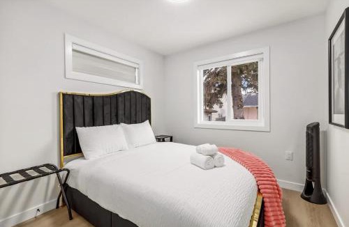 Radisson Heights - Albert Park House | 95 min Banff Local Coffee Walk to Restaurants