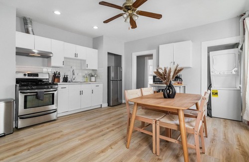 Winter Hill Apartment | 9Bedroom 6Bath Home in Somerville