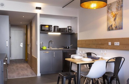 Arc-2000 Apartment | 9th floor, view mountain, balcony, tv, 28m², Les Arcs