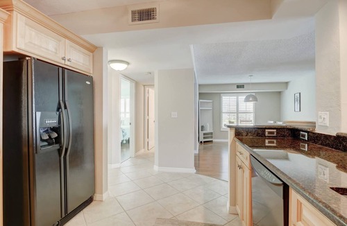 Royal Harbor Condo | A-1 - Waterfront Condo Near Naples Bay & Beaches