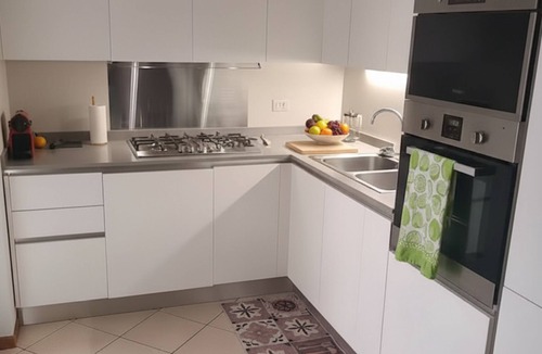 Raffa Apartment | A 10-minute walk from Lake Garda, quiet area, a playground 80 m