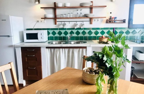 Pitres Apartment | A-10 · Spacious apartment for 5 people with terrace
