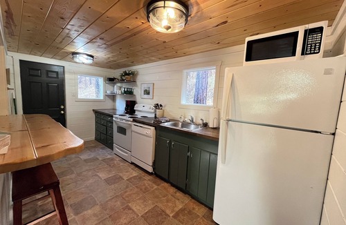 Keystone Cabin | A 2 bedroom, 2 bath cabin full of beauty and custom-built character