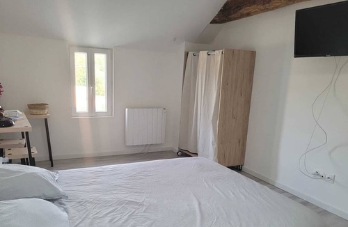 Marcillac House | A 2 pas de la Sortie 38 de L'autoroute Dans un Lieu Convivial et à la Campagne