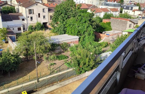 Pierrefitte-sur-Seine House | A 2 pas du Metro