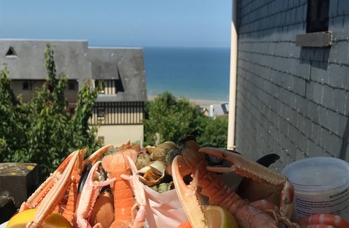 Benerville-sur-Mer Apartment | A 3km de Deauville, un Balcon sur la mer