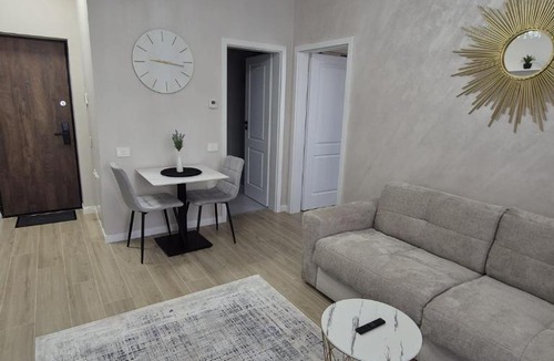 Sanmartin Apartment | A&A Serenity Stay