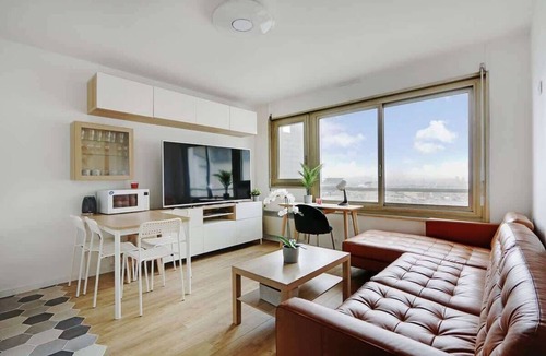 Plaisance Apartment | A Beautiful 1/2-BR in Montparnasse with a view