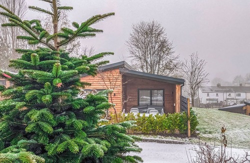 Chirk Bank Ski Chalet | A beautiful bespoke lodge perfect for a family escape with pets.
