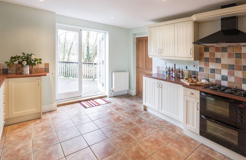 Littlebourne Apartment | A beautiful conversion of a Grade II listed former Oast House and adjoining a Grade II listed former