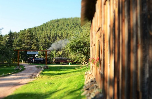 Keystone Cabin | A beautiful one bedroom cabin minutes from Rushmore