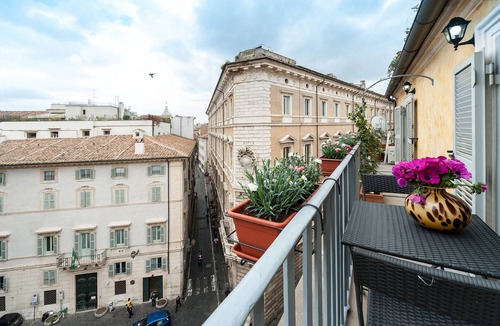 Rione VIII Sant'Eustachio Apartment | A beautiful View apartment in the Historical Center - Navona square!