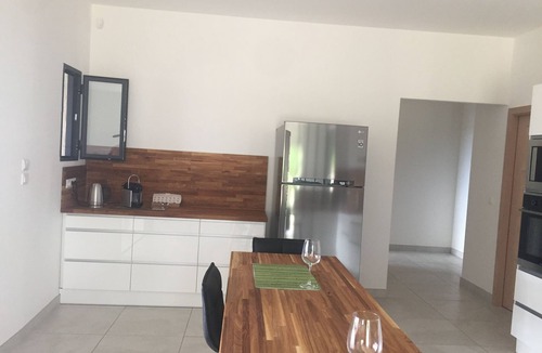 Barjac House | A beautiful villa with a spacious heated pool that will enchant your vacations.