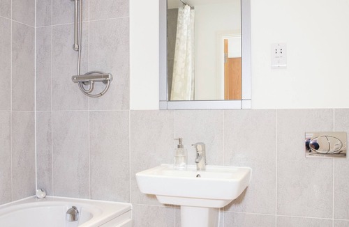 Woking Apartment | A beautifully designed 2 bedroom apartment within a private residential building