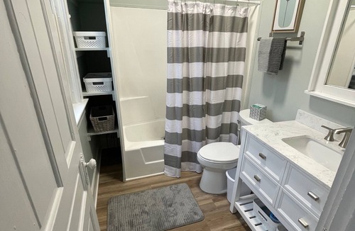 Cincinnati House | a beautifully remodeled home 1/2 mile from walking/biking trails and a dog park