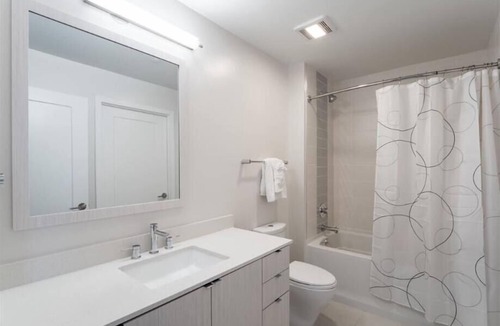 Reston Apartment | A block to Metro | Kitchen + W/D | Reston Town Center