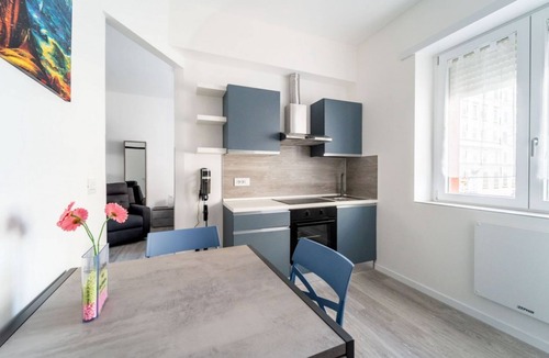 Barriera Vecchia-San Giacomo House | A bright and welcoming 36 square meters loft, perfect for two people, located on the first floor of a building with an elevator (NOT accessible to disabled guests).The property is located in a quiet area of ​Trieste, well-served by major amenities s