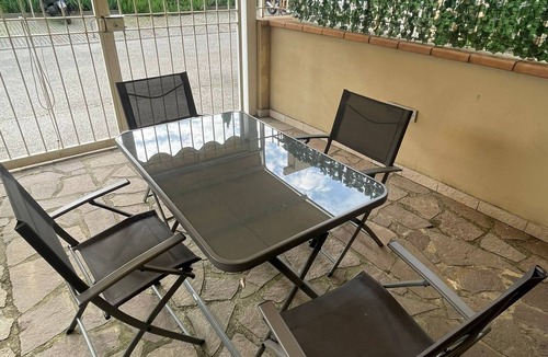 Peretola Apartment | A bright, cozy and fully equipped apartment.