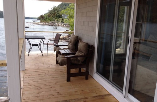 Hall Quarry Cottage | A cancellation Oct 10 - Oct 17 has opened a week at our oceanfront cottage!