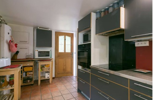 Chelles House | A charming and unusual country-style home near Paris