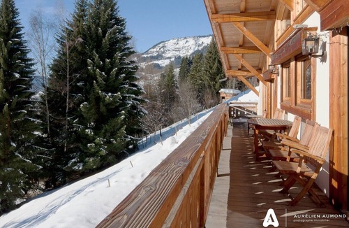 Praz-sur-Arly Ski Chalet | A charming chalet in Praz-sur-Arly, 5 km from Mégève and an hour from Geneva