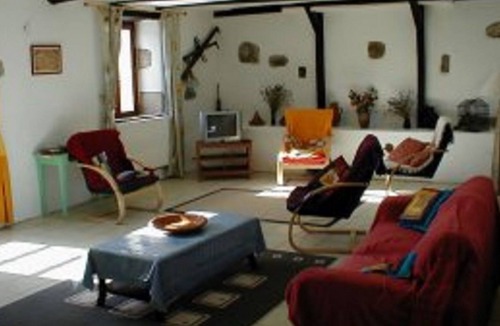 Saint-Coulitz House | A Charming old farmstead situated in an idyllic rural setting , o