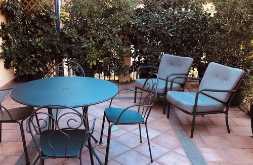 Catania City Centre Apartment | A charming terrace on the Badia