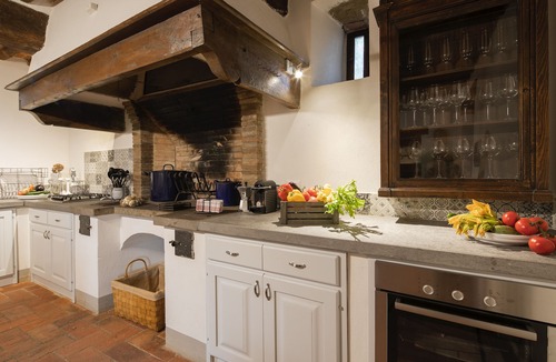 Lucignano Villa | A charming villa with large private swimming pool, located in a dream location
