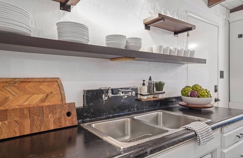 Davis House | A charming well-locate home in central Davis