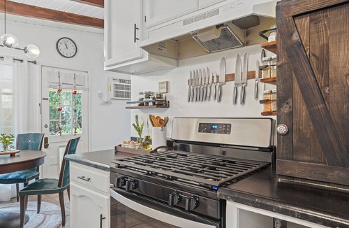 Davis House | A charming well-locate home in central Davis