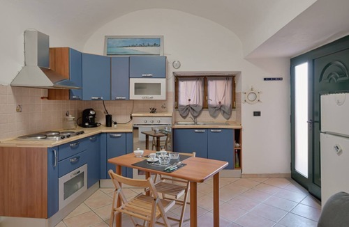 Vezzano Ligure Apartment | A comfortable 50 sqm apartment, perfect for two people, located on the ground floor of a period building.The property is located in Vezzano Ligure, a historic and scenic village in the province of La Spezia, ideal for those seeking a quiet yet convenient
