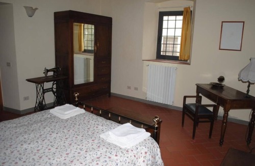 Arcetri Other | A comfortable apartment in the Tuscan countryside next to the city center.