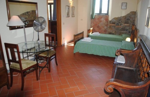 Arcetri Other | A comfortable apartment in the Tuscan countryside next to the city center.