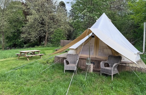 Our Cabin | A comfortable bivouac in the heart of nature. The perfect stopover for hikers.
