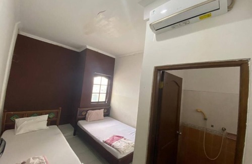 Denpasar Utara Hotel | A comfortable budget hotel just 0.7 km from the center of Bali's capital!