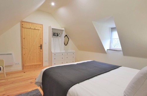 Viessoix House | A comfortable, modern equipped house in the countryside with wood stove.