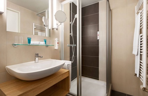 Trudering-Riem Hotel | A Comfortable Stay in MunichnBusiness-friendly hotel near ICC and Munich Messe