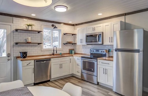 Pickerington House | A Concierge VRBO that provide a full vacation pagué services with car if need
