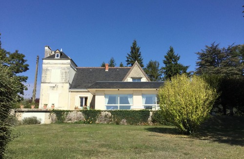 Loches House | A country house with swimming pool, close to Loches. (No stays below 14 days)