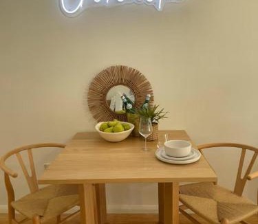 Cronulla Apartment | A Cozy 1BR in Cronulla Walk to Beach & Shops