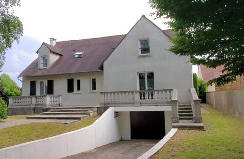 Le Mesnil-Saint-Denis Apartment | A cozy appartement in Haute vallée de Chevreuse
