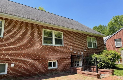 Lancaster Cottage | A Cozy Getaway 5 min from the heart of Lancaster!