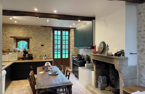 Monnerville House | A delightful country house for children, parents and grandparents!