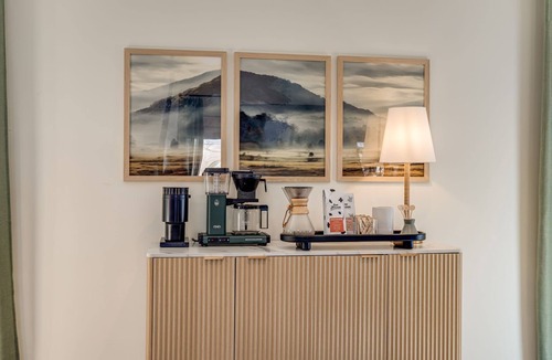 Oakley House | A designer forest retreat near Asheville—hot tub under the trees, fire pit nights, artisan coffee bar mornings, and luxe comfort in the Land of the Sky.